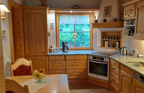 Maishofen Apartment | Nice apartment for 5 people with WIFI, TV, patio and pets allowed