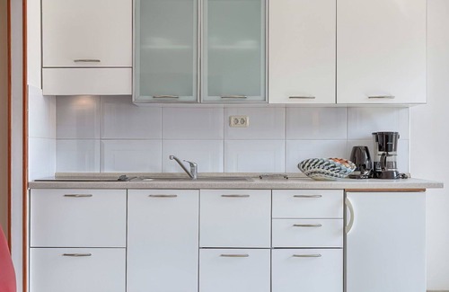 Murine Apartment | Nice apartment for 5 people with A/C, pool, WIFI, TV and terrace