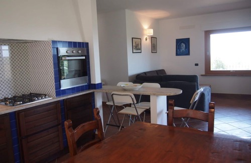 Follonica Apartment | Nice apartment for 6 guests with WIFI, TV, patio and panoramic view