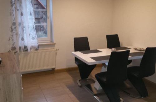 Himmelkron Apartment | Nice apartment in Himmelkron