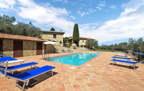 Gualdo Cattaneo Apartment | Nice Apartment In Loc Saragano, Gualdo