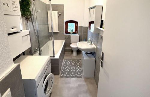 Lollar Apartment | Nice Apartment in Lollar