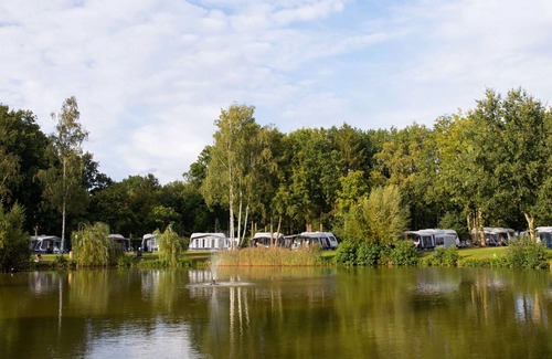 Soerendonk House | Nice apartment in villa for 6 guests with pool, TV, terrace, pets allowed and parking