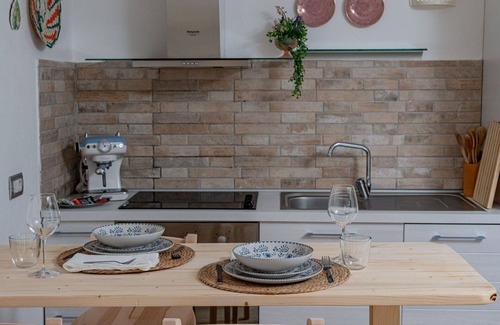 Eden Beach Villa | Nice apartment in villa for 11 people with A/C, pool, WIFI, TV, patio and pets allowed