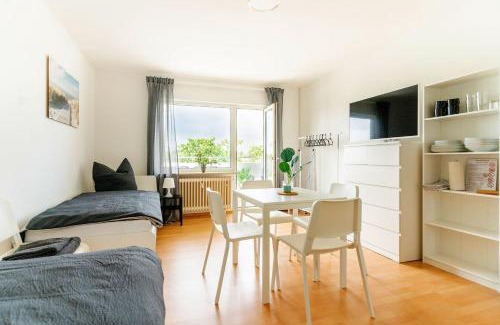 Giessen Apartment | Nice Apartment with balcony in Linden