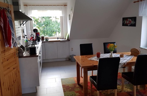 Osterhever Apartment | Nice, bright apartment right on the North Sea coast