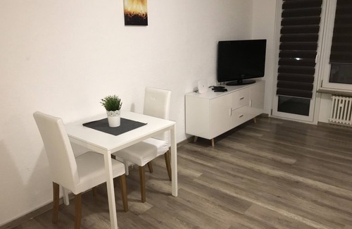 Sindelfingen Apartment | Nice centrally located apartment near Daimler