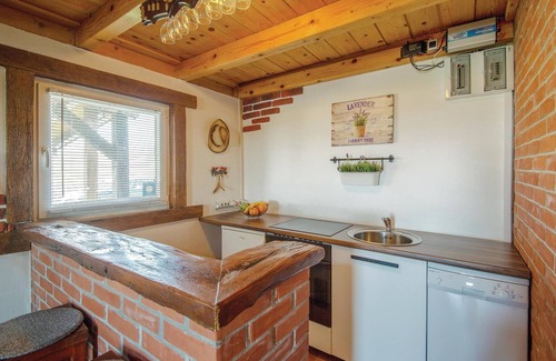 Pisarovina House | Nice home in Bratina with WiFi