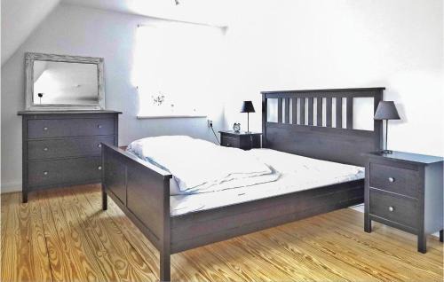 Am Dobrock House | Nice Home In Cadenberge With Sauna