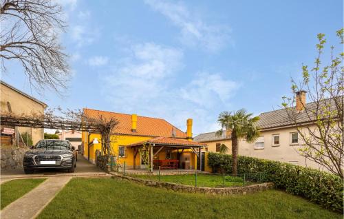 Buzdohanj House | Nice Home In Cernik With Kitchen