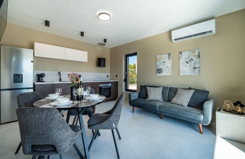 Paljuv House | Nice home in Paljuv with Wi-Fi