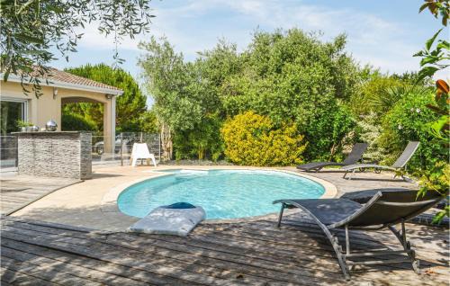 La Roche-Chalais House | Nice Home In St-Michel-L'eclusele-