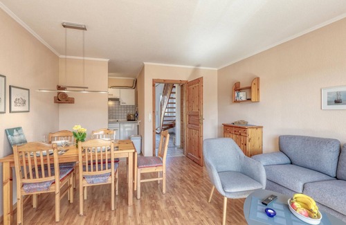 Groß Olversum House | Nice home in Tönning with kitchen