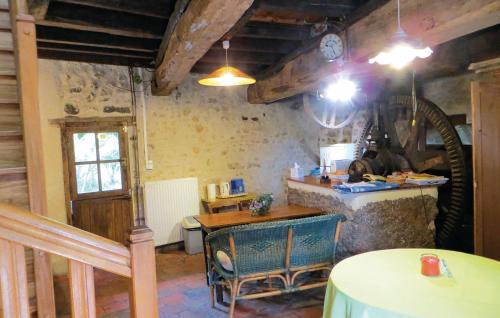 Vernie House | Nice Home In Vernie With Wifi