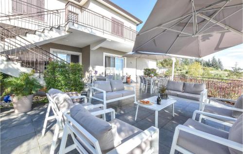 Fleri House | Nice Home In Viagrande With Wifi