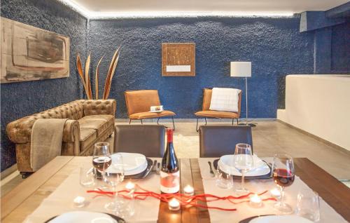 Fleri House | Nice Home In Viagrande With Wifi