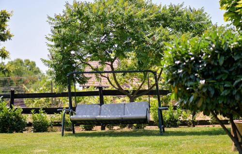 Vrbovec House | Nice Home In Vrbovec With Kitchen