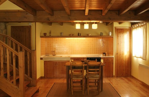 Buelles Cottage | NICE HOUSE WITH GARDEN BETWEEN THE MOUNTAINS AND THE SEA