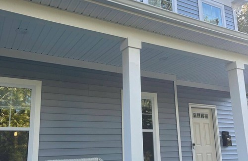 Ocean View House | Nice house with AC in charming Norfolk