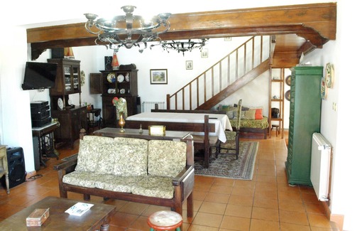 Rates Cottage | Nice rustic V3 house with pool in a very quiet and comforting place