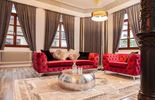 Ziegelhausen Apartment | nidusROOMS moderne Barock Suite