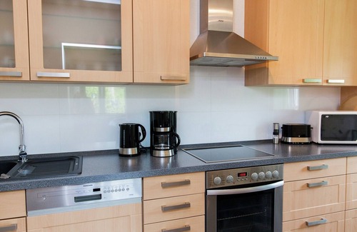 Niederehe Apartment | Niederehe Lakeside Escape