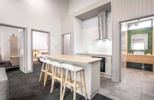 Ferntree Gully Hotel | Nightcap at Ferntree Gully Hotel Motel