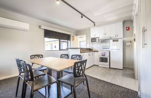 Riverside Hotel | Nightcap at Riverside Hotel