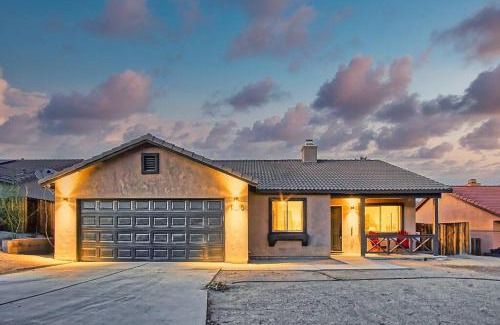 Twentynine Palms House | Nightsky Nest ※ Desert Getaway by Joshua Tree Park