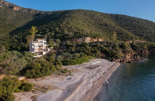 Paralia House | Nikole's Villas Luxury 180m2