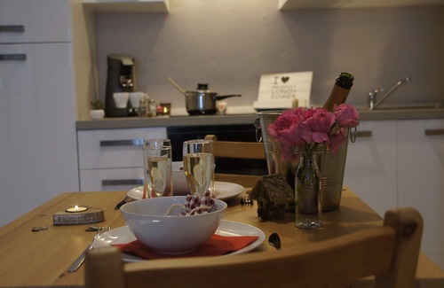 Fosses-La-Ville Apartment | Nina's little Nests 1