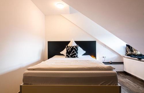 Heide House | Nine Rooms - Serviced Rooms