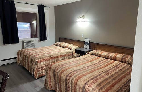 Central Alberta Hotel | Niton Junction Motel