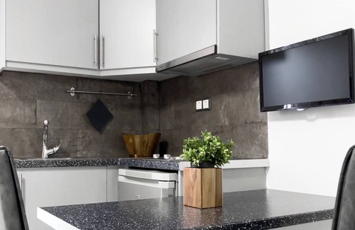 Lavreotiki House | NJ Apartments - Deluxe Edition