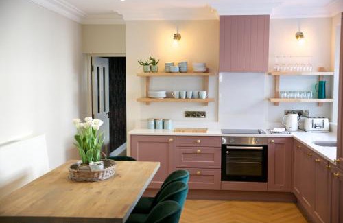 Cortober House | No 1 St George’s Terrace.