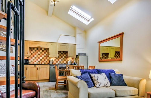 Capel Coch Cottage | NO 4 THE SHIPPON, pet friendly, with open fire in Llannerch-Y-Medd