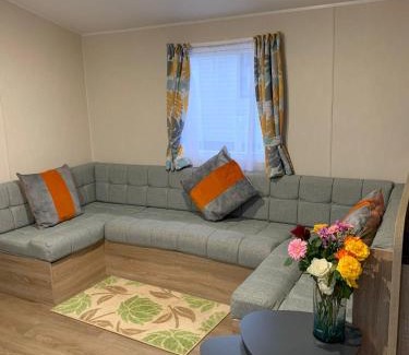 Cwm-y-glo Cabin | No 61 Brynteg Country & Leisure Retreat