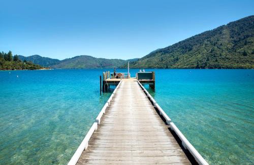 Furneaux House | No Road Inn in Endeavour Inlet, Marlborough Sounds