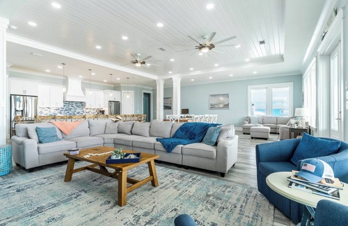 Navarre Beach House | 🌴🌊No Shoes | Luxury Beachfront Home | Golf Cart | Private Pool 🏊
