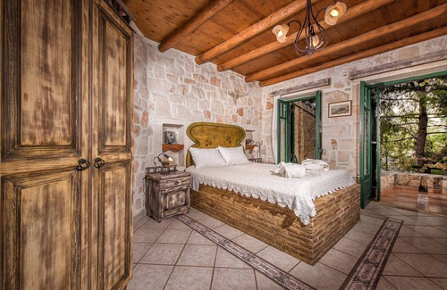 Korithi Bed & Breakfast | Nobelos Seaside Lodge