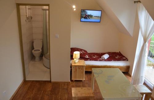 Krajno Pierwsze House | Noclegi u Banysia w sercu Gór Świętokrzyskich