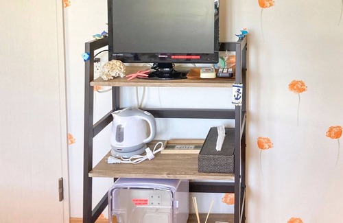 Yonabaru Apartment | Nonsmoking Twin aquarium room 203/Shimajiri-gun Okinawa