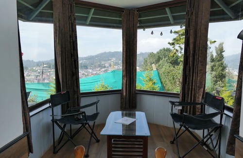 Ooty Villa | NORSUSTAY a villa with a view of Ooty valley, Pet Friendly