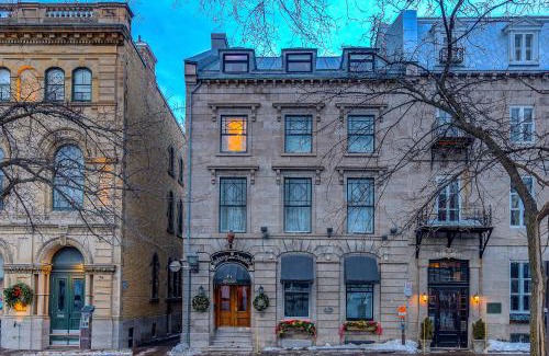 Vieux-Quebec-Cap-Blanc-colline Parlementaire Apartment | North House - Bohemian Vieux Quebec Two Bedroom