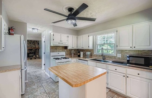 East Cobb House | Northern Atlanta Retreat