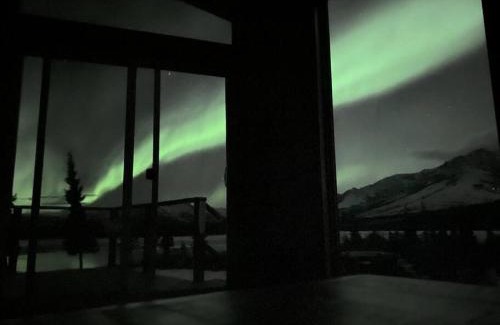 Healy House | Northern Lights from Hot Tub, Denali National Park