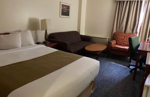 Slave Lake Hotel | Northern Star Hotel & Convention Center