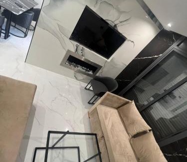 Hay Al Matar Apartment | Novo Appartement, Wifi, Klima, Parking all inkl