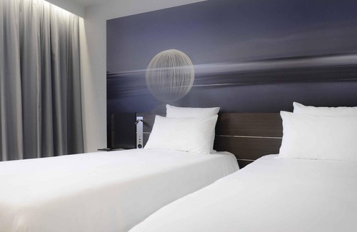 La Pierre-Heuze Hotel | Novotel Caen Cote De Nacre