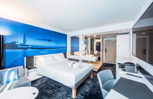 Les Chalais Hotel | Novotel Rennes Alma